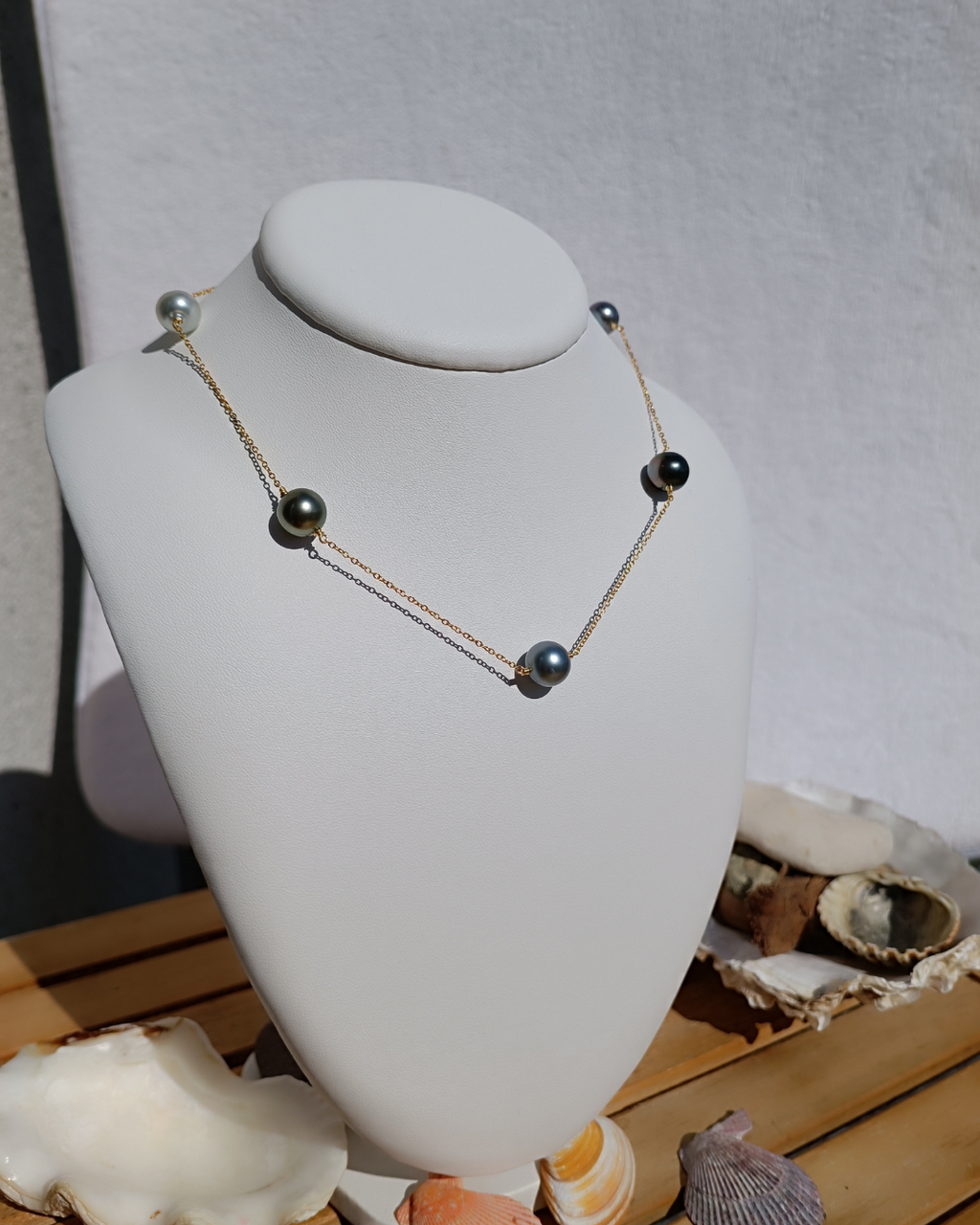 Collier Poerava