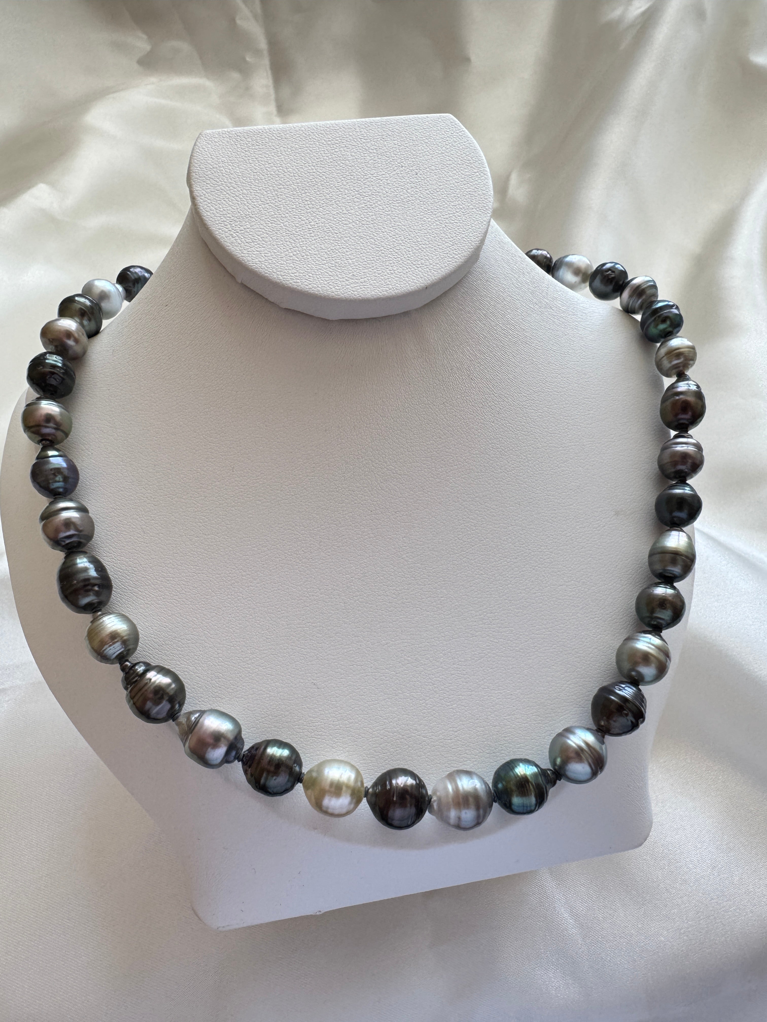 Collier Hinano
