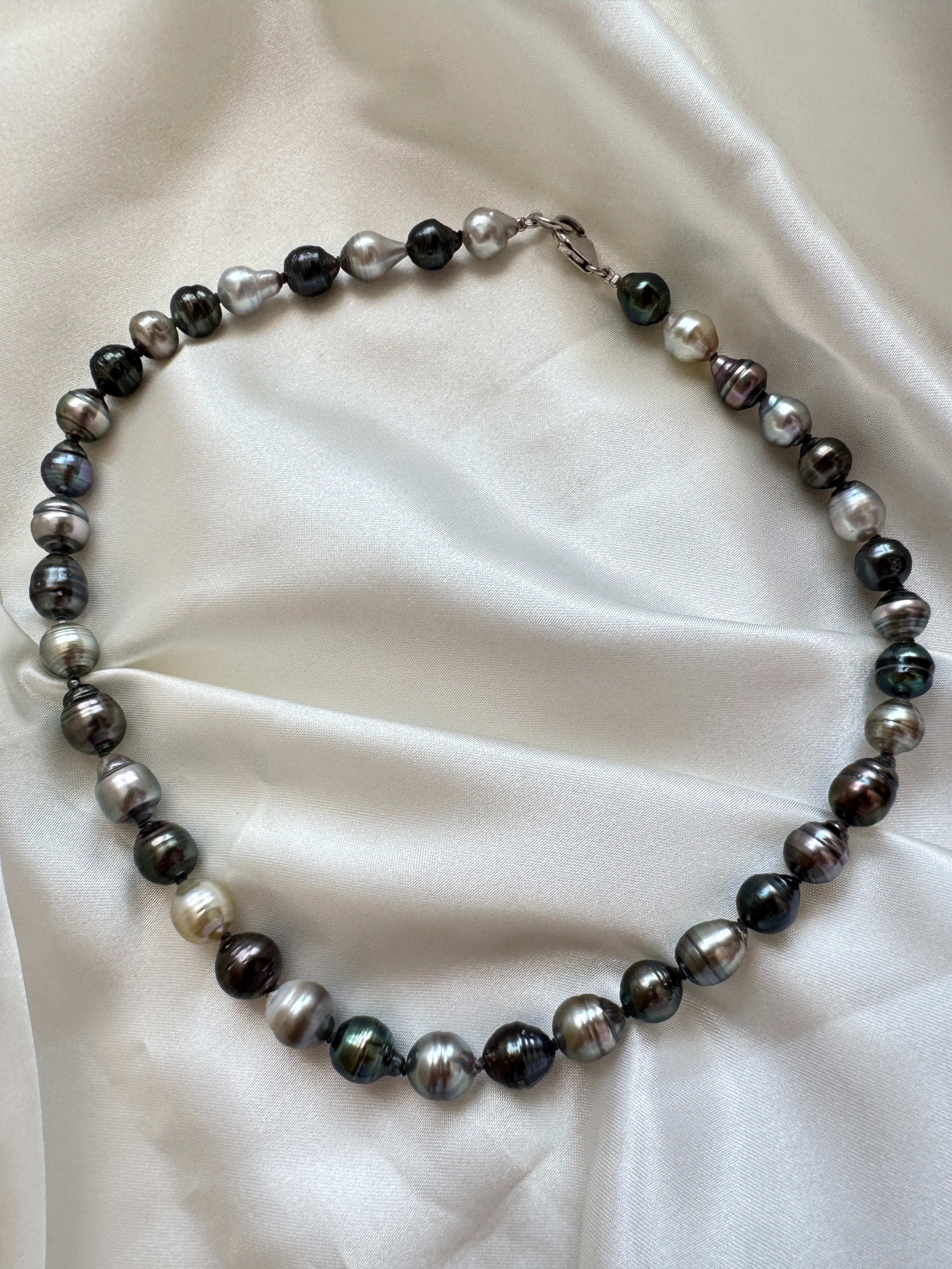 Collier Hinano